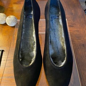 NEW STUART WEITZMAN SZ 8M Black suede faux fur  lined 2.5” wedge